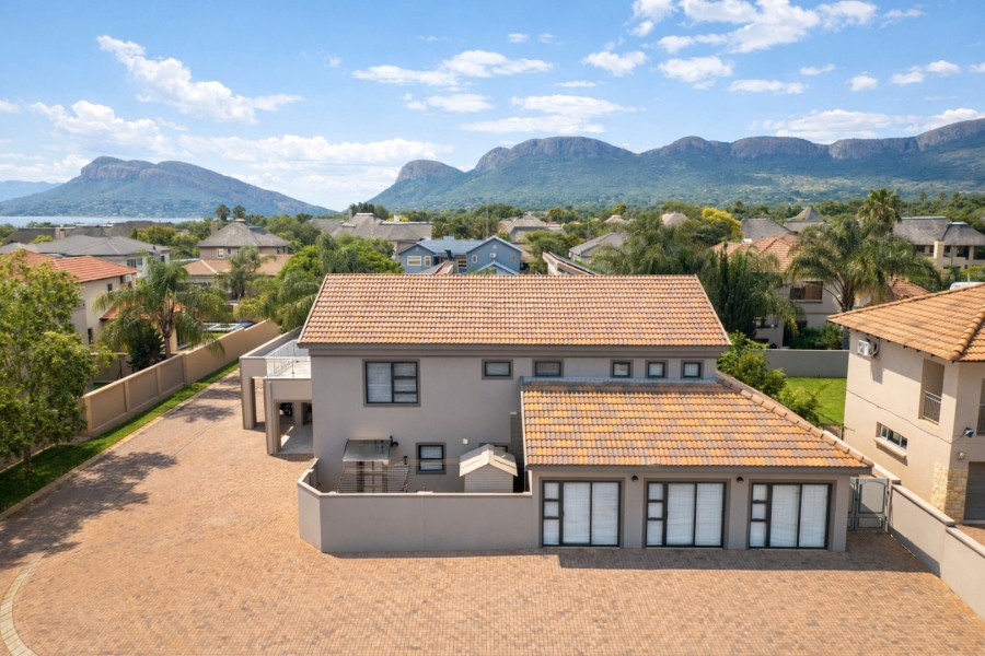 7 Bedroom Property for Sale in Melodie North West